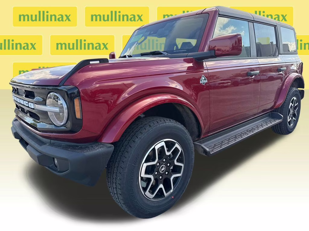 2026 Ruby Red Metallic Tinted Clearcoat Ford Bronco Outer Banks 4X4 SUV