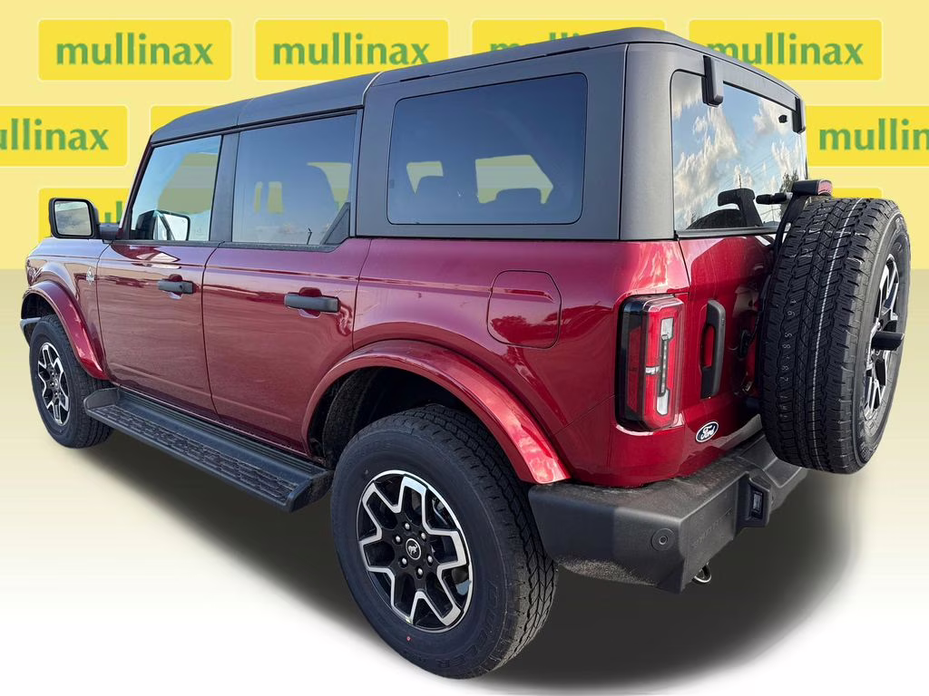 2026 Ruby Red Metallic Tinted Clearcoat Ford Bronco Outer Banks 4X4 SUV