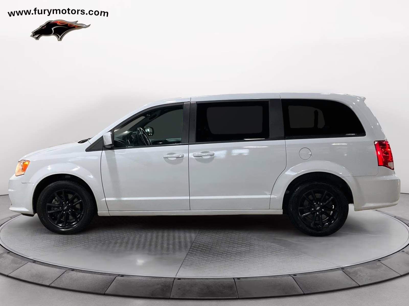 2019 White Knuckle Clearcoat Dodge Grand Caravan GT FWD Van