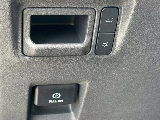 2026 White Ford Expedition Max Active RWD SUV