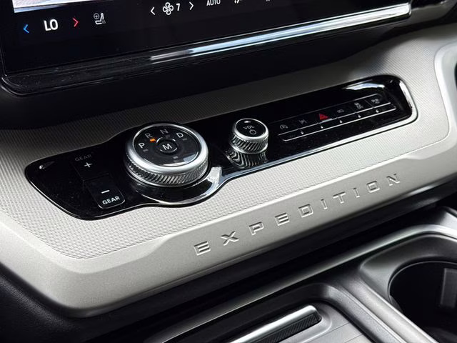 2026 White Ford Expedition Max Active RWD SUV