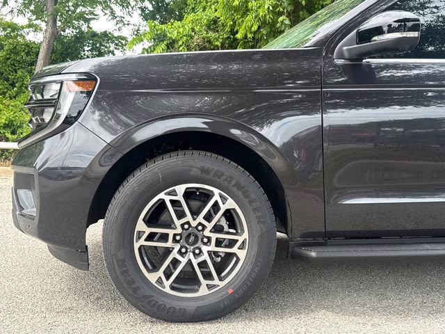 2026 Gray Ford Expedition Active RWD SUV
