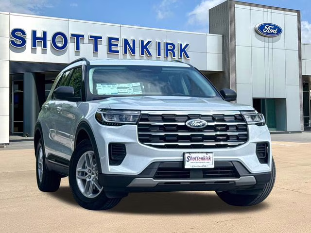2026 White Ford Explorer Active RWD SUV