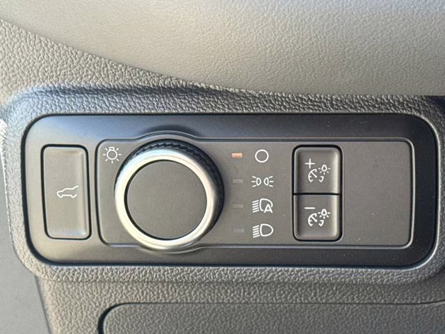 2026 White Ford Explorer Active RWD SUV