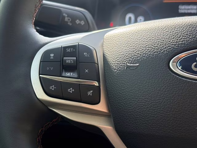 2026 White Ford Explorer Active RWD SUV