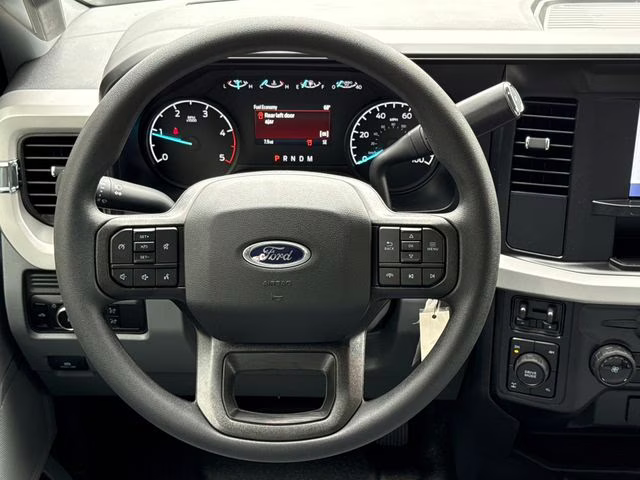 2026 Oxford White Ford Super Duty F-250 SRW XLT 4X4 Truck