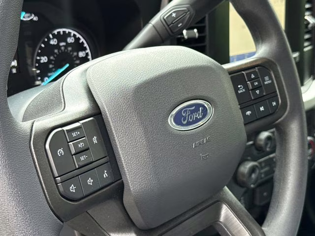 2026 Oxford White Ford Super Duty F-250 SRW XLT 4X4 Truck