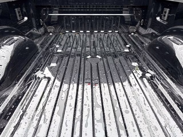 2026 Black Ford Super Duty F-250 SRW Lariat 4X4 Truck