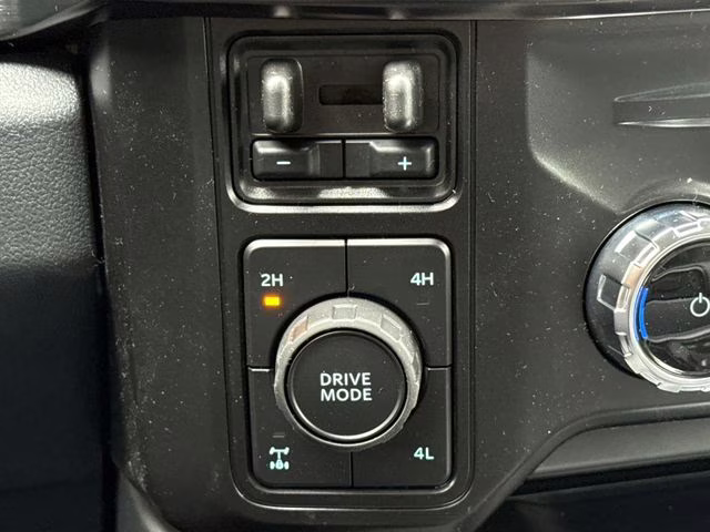 2026 Black Ford Super Duty F-250 SRW Lariat 4X4 Truck