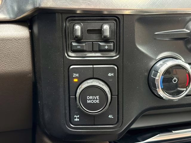 2026 White Ford Super Duty F-250 SRW King Ranch 4X4 Truck