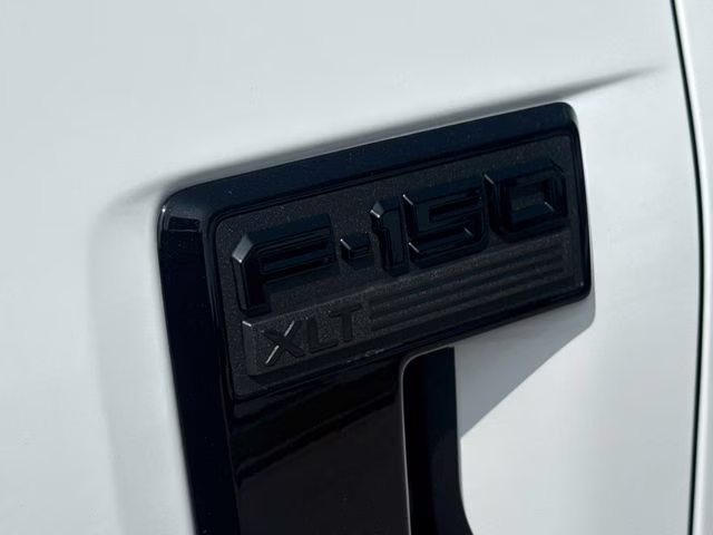 2026 Oxford White Ford F-150 XLT 4X4 Truck
