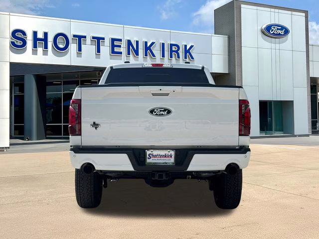 2026 Oxford White Ford F-150 XLT 4X4 Truck