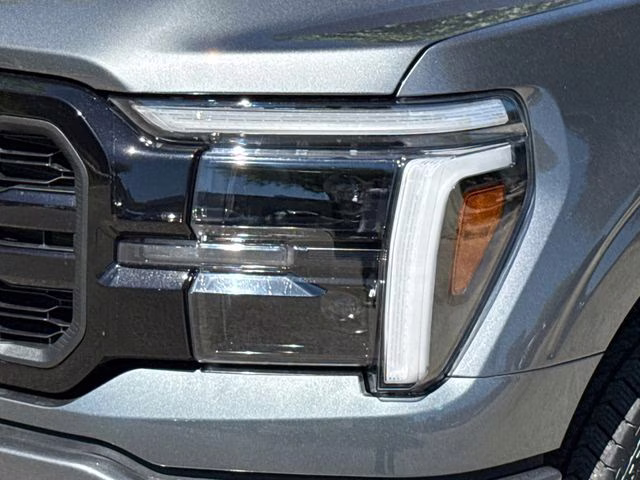 2026 Gray Ford F-150 Lariat 4X4 Truck