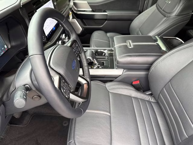 2026 White Ford F-150 Platinum 4X4 Truck