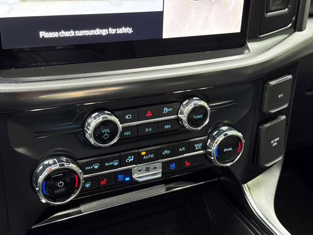2026 White Ford F-150 Platinum 4X4 Truck