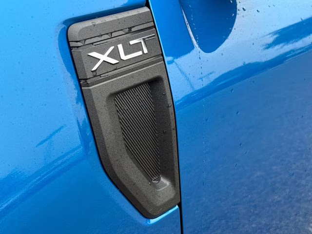 2026 Blue Ford Maverick XLT FWD Truck