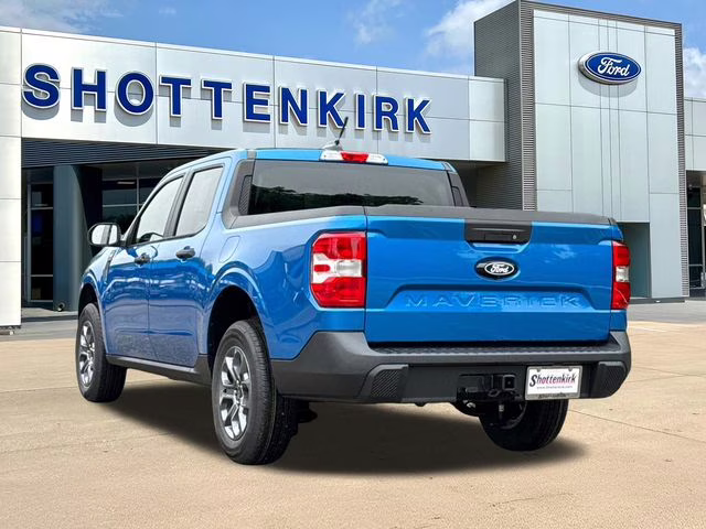 2026 Blue Ford Maverick XLT FWD Truck