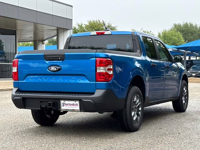 2026 Blue Ford Maverick XLT FWD Truck