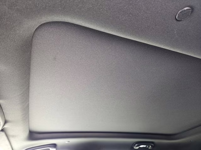 2026 Crystal White Tricoat Cadillac XT5 Premium Luxury FWD SUV