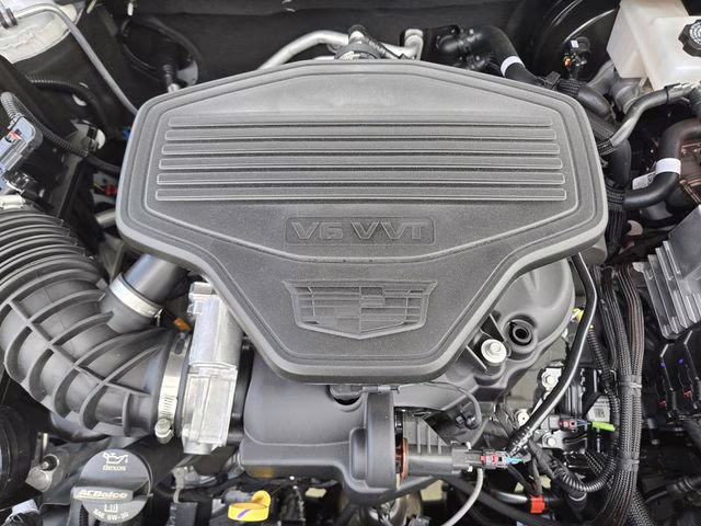 2026 Crystal White Tricoat Cadillac XT5 Premium Luxury FWD SUV