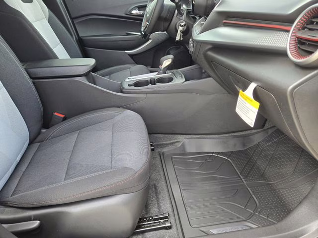 2026 White Sands Chevrolet Trax 1RS FWD SUV