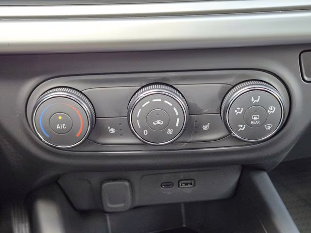 2026 White Sands Chevrolet Trax 1RS FWD SUV