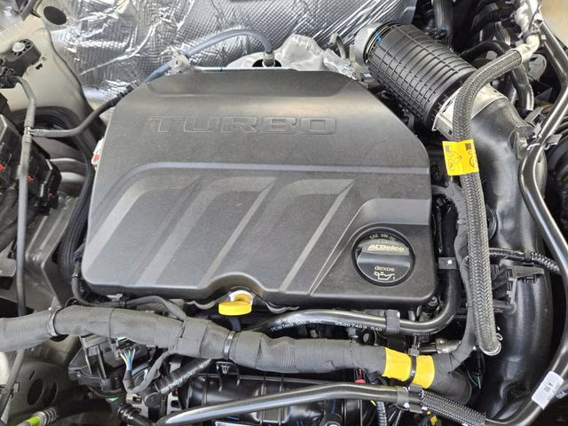 2026 White Sands Chevrolet Trax 1RS FWD SUV