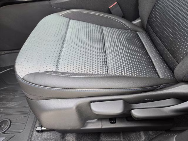 2026 Summit White Chevrolet Trax LT FWD SUV