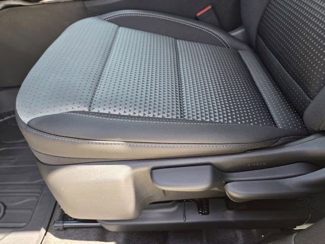 2026 Mosaic Black Metallic Chevrolet Trax LT FWD SUV