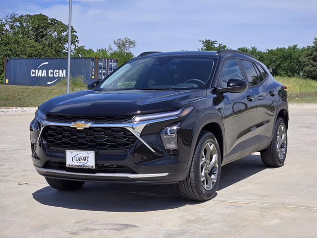 2026 Mosaic Black Metallic Chevrolet Trax LT FWD SUV