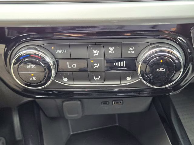 2026 Summit White Chevrolet Trax LT FWD SUV