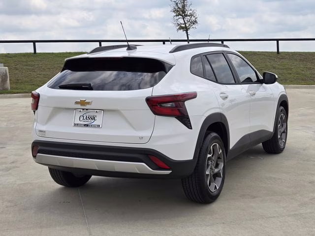 2026 Summit White Chevrolet Trax LT FWD SUV