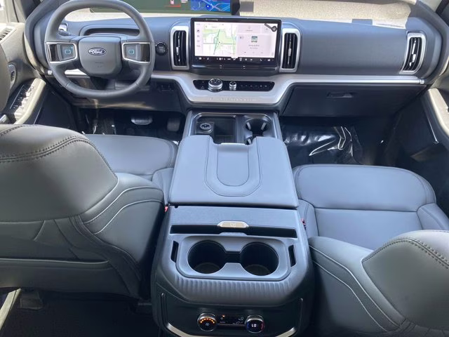 2026 Space Silver Metallic Ford Expedition Active RWD SUV