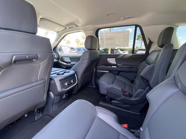 2026 Space Silver Metallic Ford Expedition Active RWD SUV