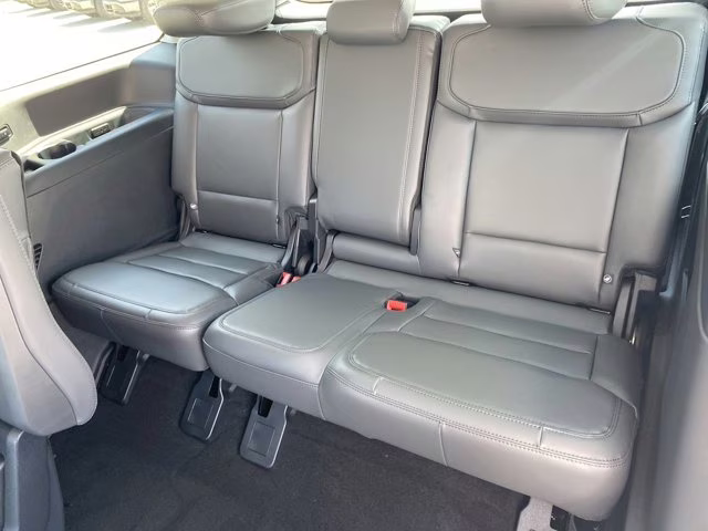 2026 Space Silver Metallic Ford Expedition Active RWD SUV