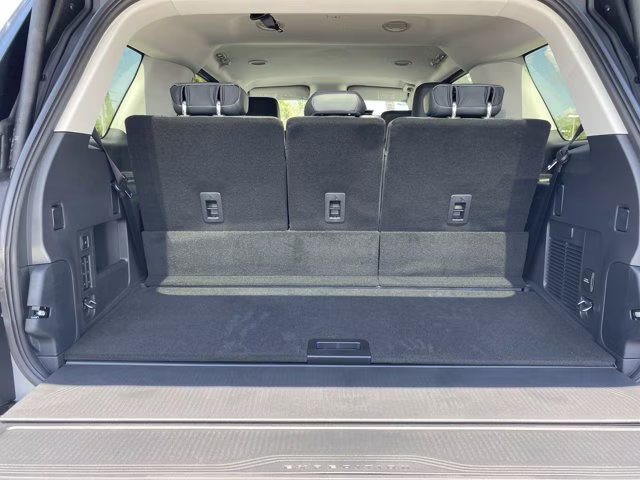 2026 Space Silver Metallic Ford Expedition Active RWD SUV