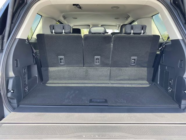 2026 Space Silver Metallic Ford Expedition Active RWD SUV