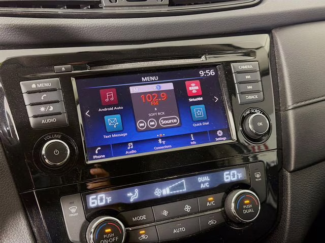 2018 Gun Metallic Nissan Rogue SV FWD SUV