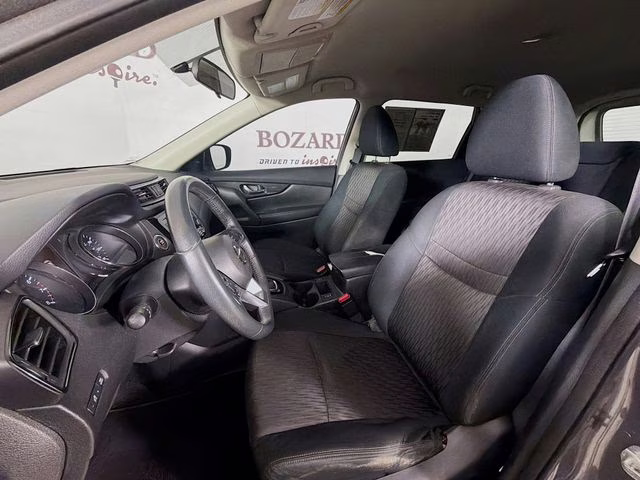 2018 Gun Metallic Nissan Rogue SV FWD SUV