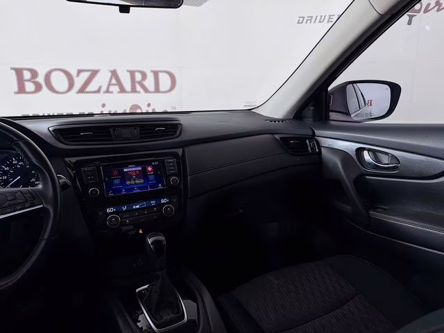 2018 Gun Metallic Nissan Rogue SV FWD SUV