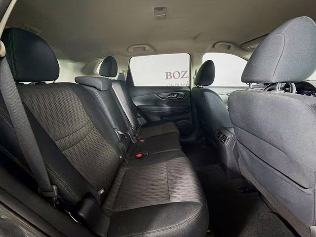2018 Gun Metallic Nissan Rogue SV FWD SUV