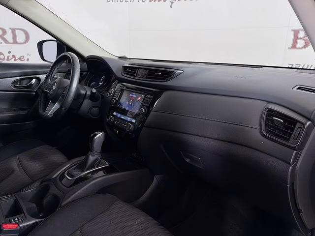 2018 Gun Metallic Nissan Rogue SV FWD SUV