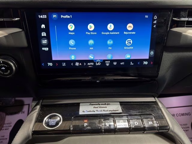 2025 Infinite Black Metallic Clearcoat Lincoln Navigator L Reserve 4X4 SUV