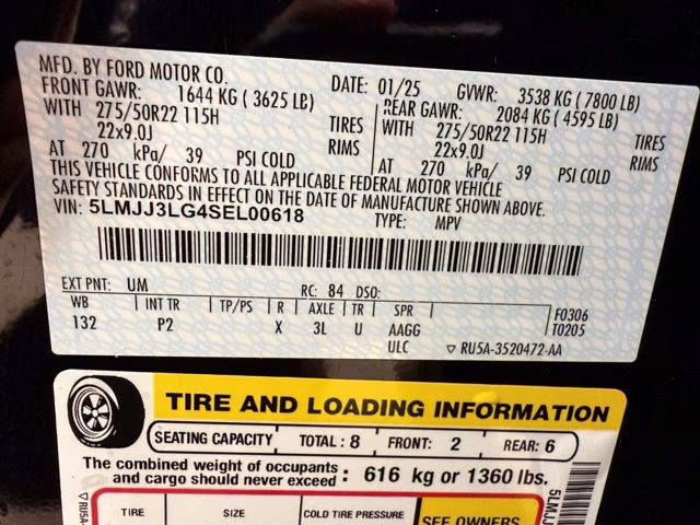 2025 Infinite Black Metallic Clearcoat Lincoln Navigator L Reserve 4X4 SUV