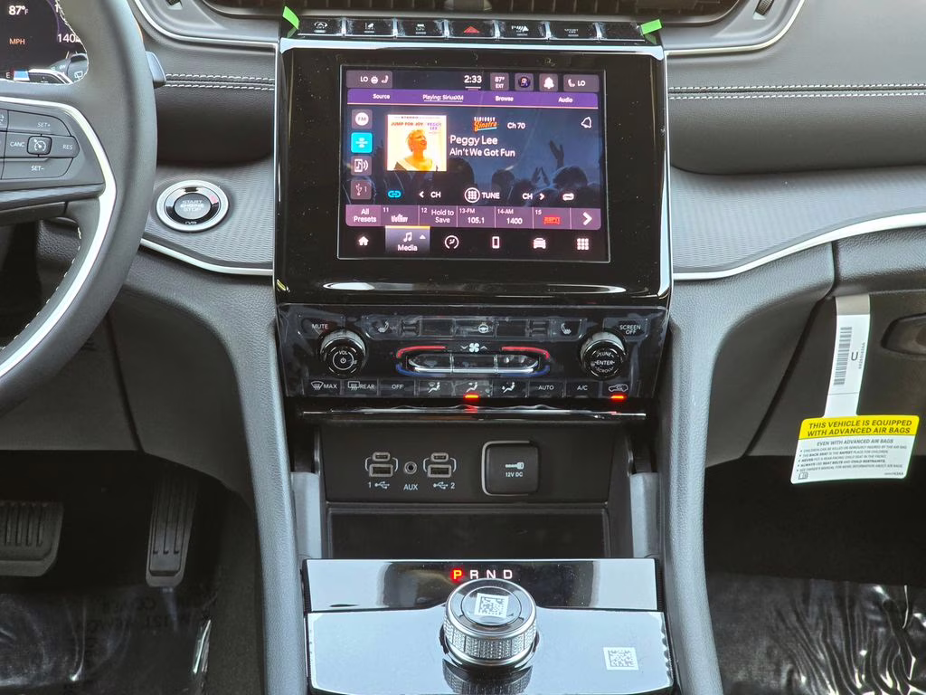 2026 Bright White Clearcoat Jeep Grand Cherokee Laredo X 4X4 SUV