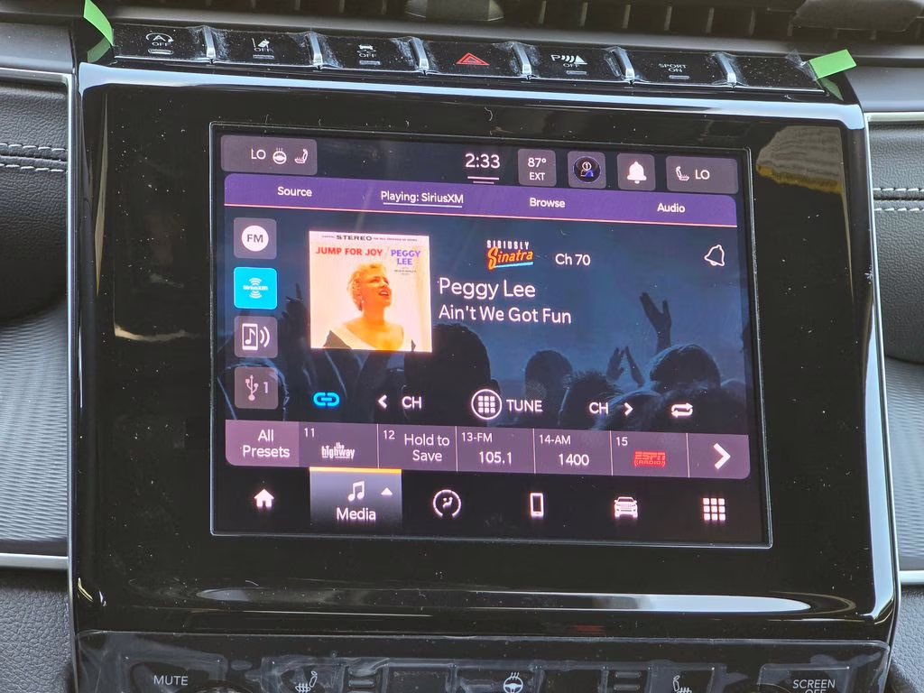 2026 Bright White Clearcoat Jeep Grand Cherokee Laredo X 4X4 SUV