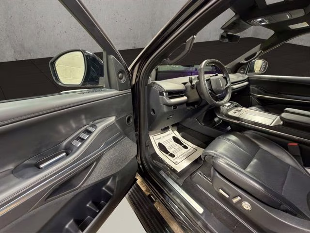 2025 Infinite Black Metallic Clearcoat Lincoln Navigator L Reserve 4X4 SUV