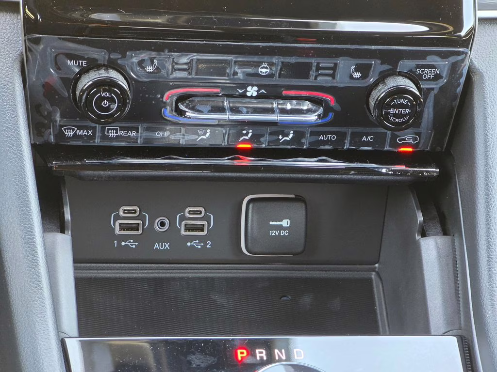 2026 Bright White Clearcoat Jeep Grand Cherokee Laredo X 4X4 SUV