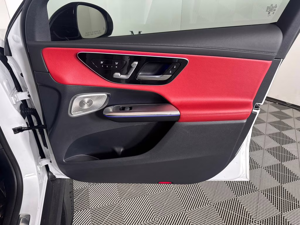 2024 MANUFAKTUR Moonlight White Metallic Mercedes-Benz GLC GLC 43 AMG AWD SUV