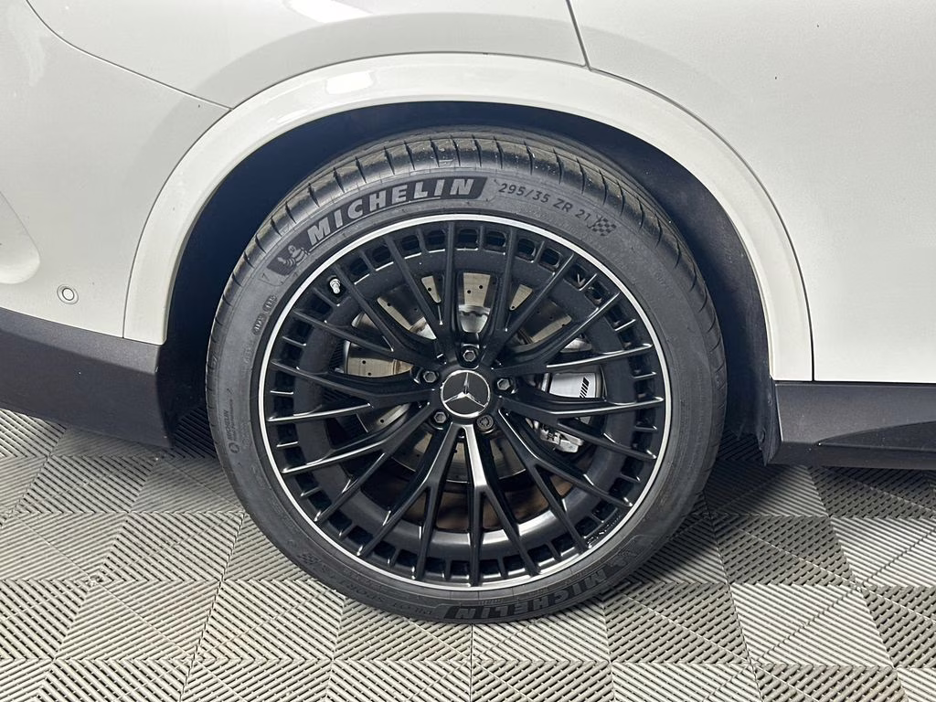 2024 MANUFAKTUR Moonlight White Metallic Mercedes-Benz GLC GLC 43 AMG AWD SUV